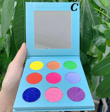 Load image into Gallery viewer, EYESHADOW PALETTE