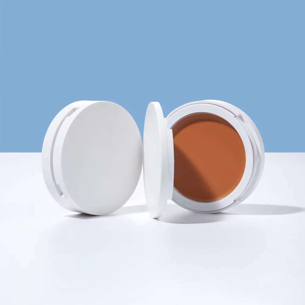 Cream Compact Foundation